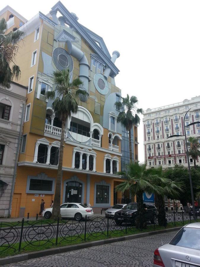 Apartment Gio บาทูมิ ภายนอก รูปภาพ